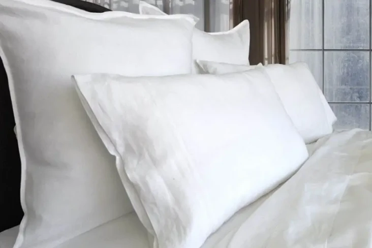Sarung Bantal Lebih...