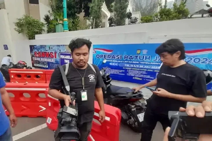 Polda Metro Usut Pengeroyokan...
