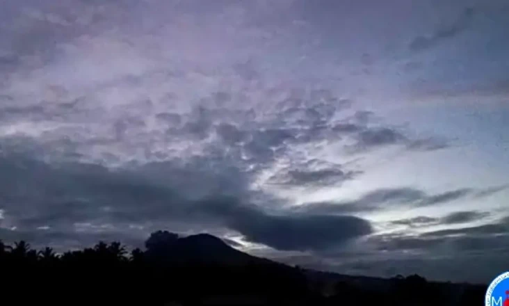 Gunung Ibu 4 Kali Erupsi...