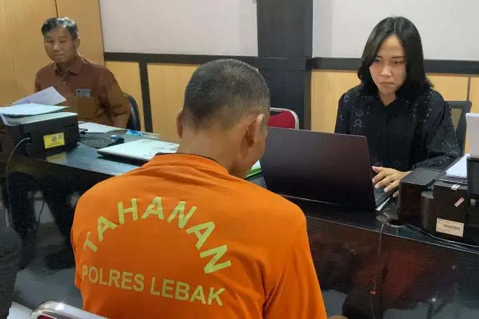 Polisi Ringkus Predator...
