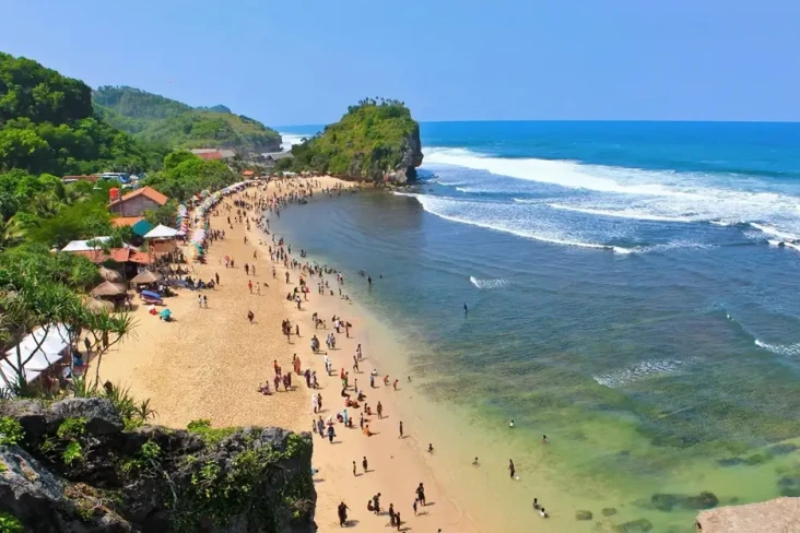 6 Pantai di Yogyakarta...