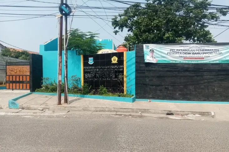 Anak Tak Terdata sebagai...