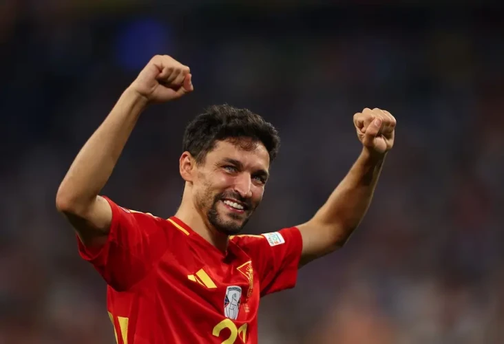 Jesus Navas Pensiun...