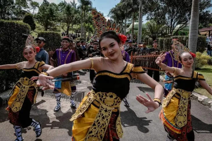 Resmi Dibuka, Ini Sederet...