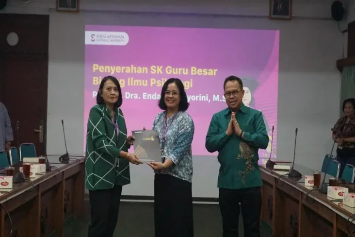 Unika Soegijapranata...