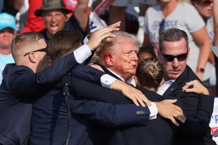 Donald Trump Masih Selamat...