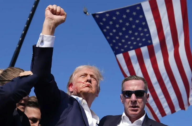 Trump Ditembak dari...