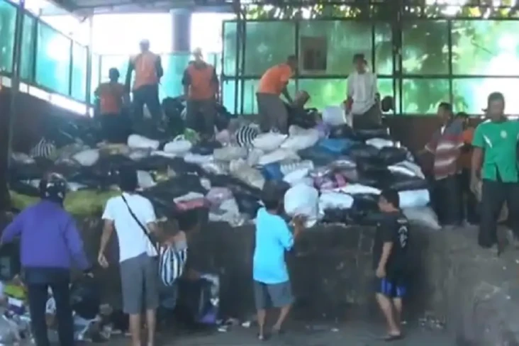 Jogja Darurat Sampah,...