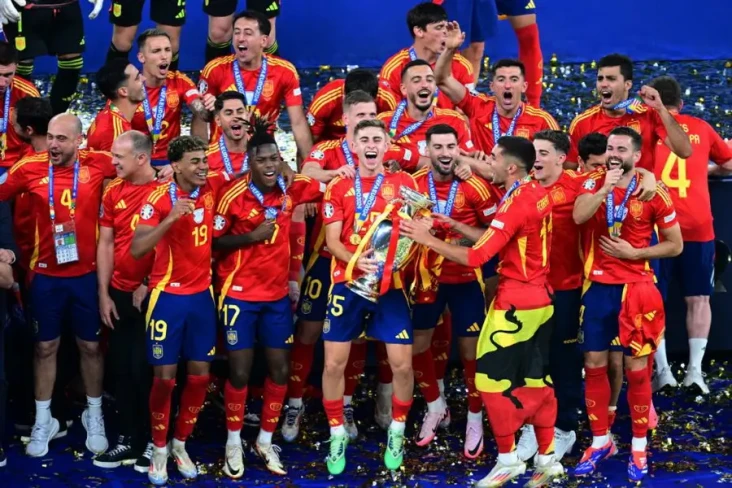 8 Fakta Menarik Final...