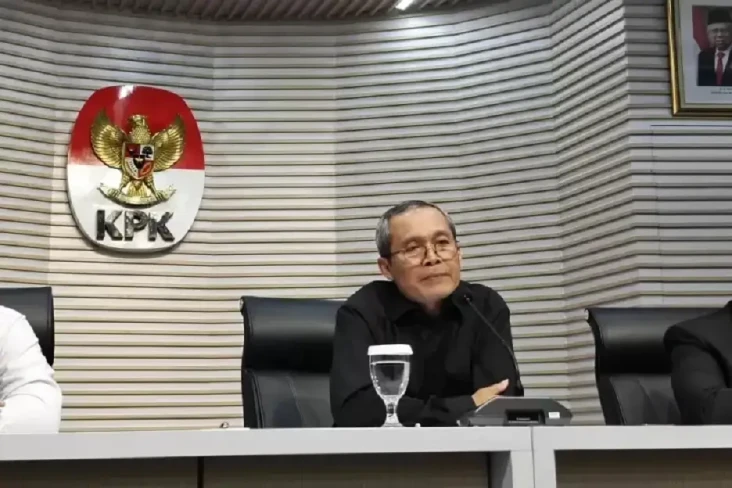 Alexander Marwata Tak...