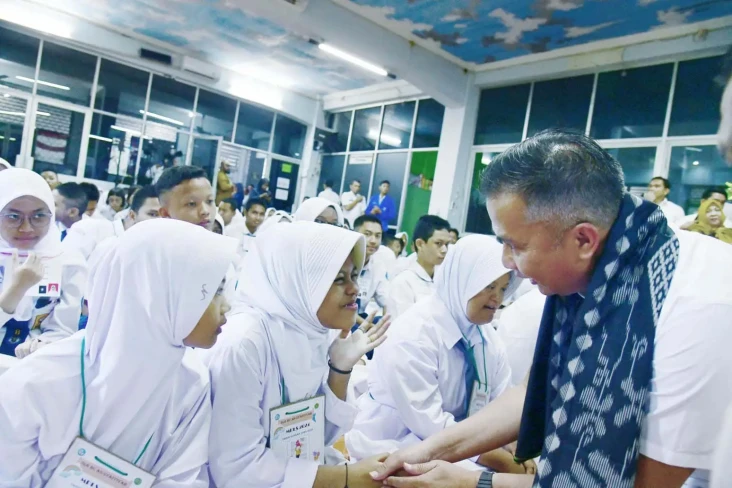 Buka MPLS se-Jabar,...