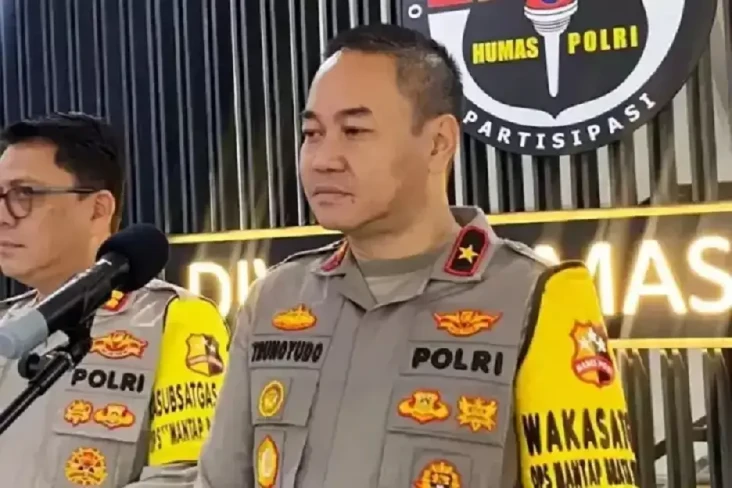 4 Jenderal Polisi Daftar...