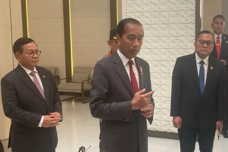 Respons Jokowi 5 Pemuda...