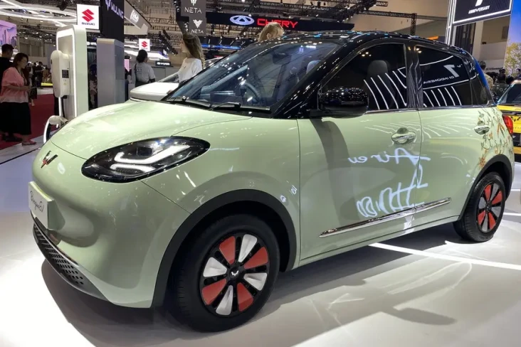 Wuling BinguoEV Edisi...