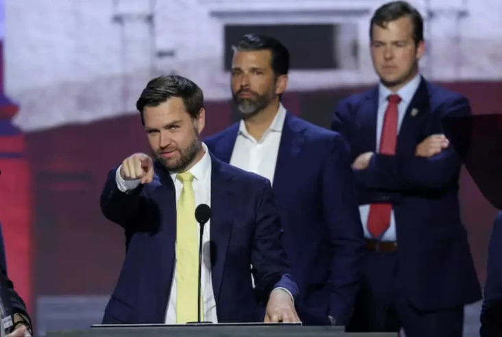 Karier Politik JD Vance...