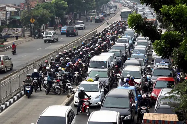 Siap-siap, Mobil dan...