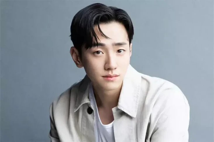 Aktor Korea Nam Yoon...