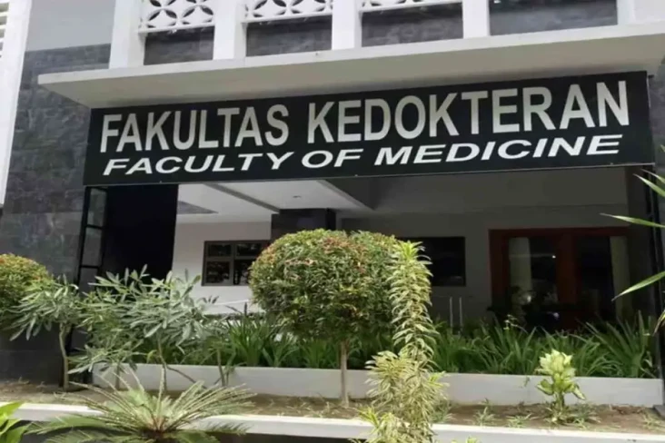 PTN dan PTS dengan Jurusan...