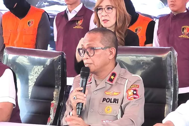 Penggelapan Puluhan...
