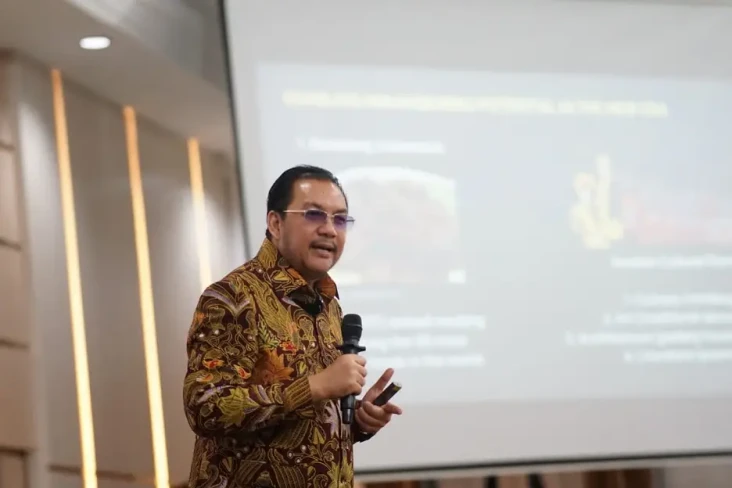Hargai Pendapat Penyair...