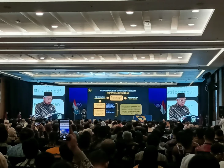 Wapres: Industri Otomotif...