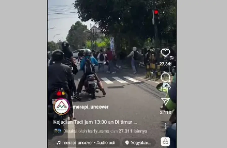 Tawuran Pelajar Kota...