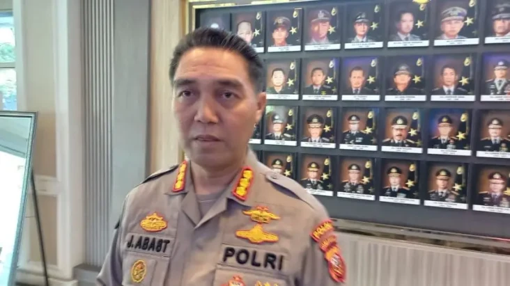 Polda Jabar Tangkap...
