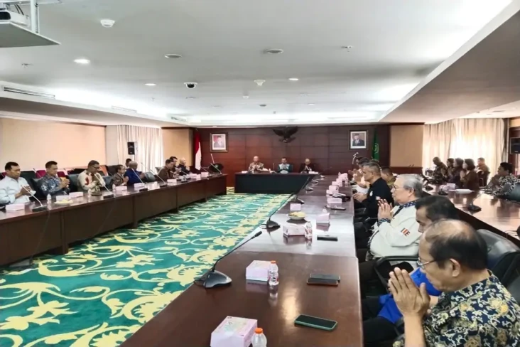 Bimas dan Majelis Keagamaan...