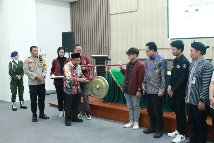 IAIN Kudus Jadi Tuan...