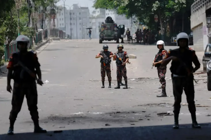 Tentara Bangladesh Turun...
