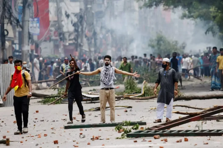 Mengapa Bangladesh Menghadapi...