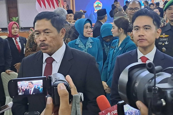 KPK Obok-obok Pemkot...