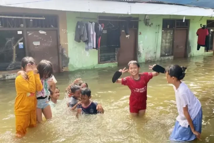Curah Hujan Meningkat...