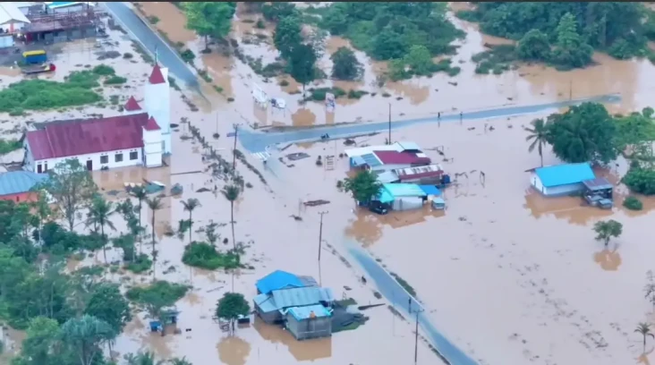 Banjir Terjang 2 Desa...