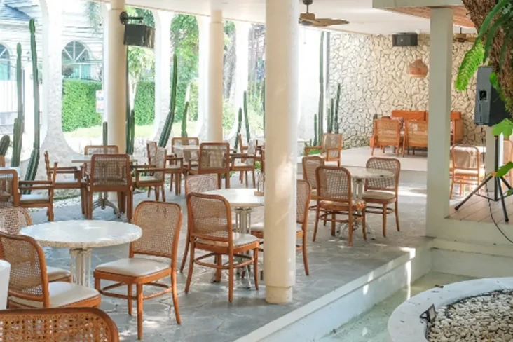 5 Rekomendasi Kafe dan...