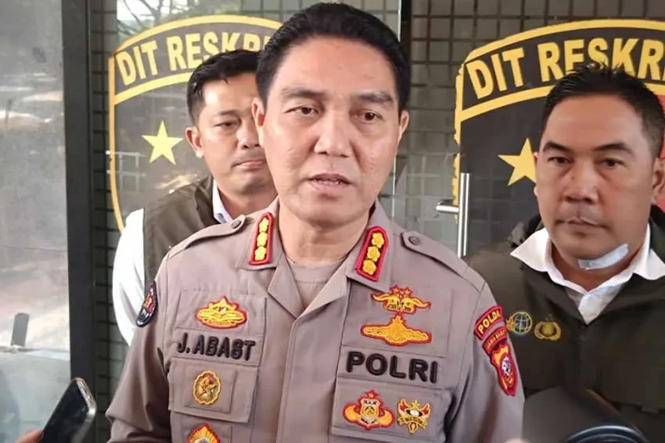 Polda Jabar Serahkan...