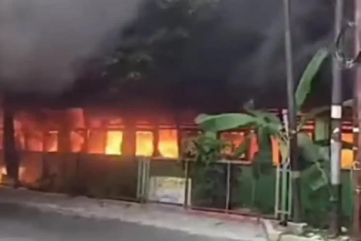 Penyebab Kebakaran di...