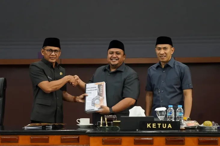 Bahas KUA-PPAS 2025,...