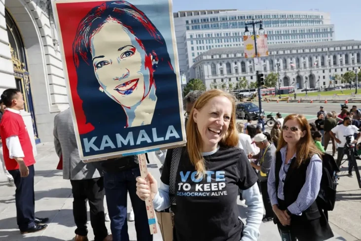 Kamala Harris Pecahkan...