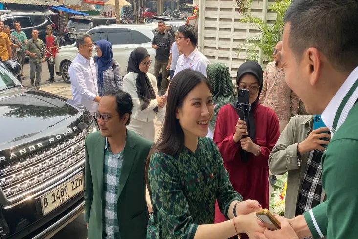 Silaturahmi ke PKB,...
