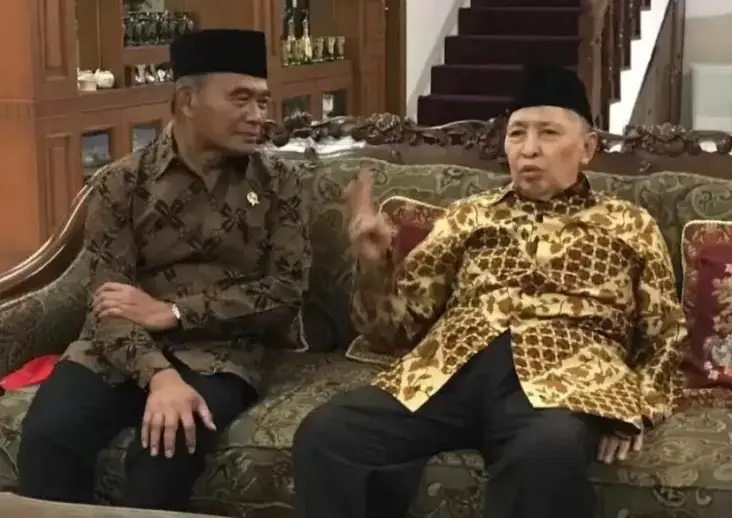 Hamzah Haz Sosok Humble...