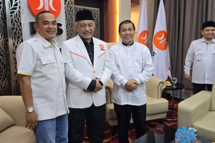 Presiden PKS Minta Syamsuar-Mawardi...