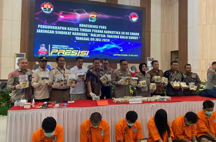 7 Tersangka Sindikat...