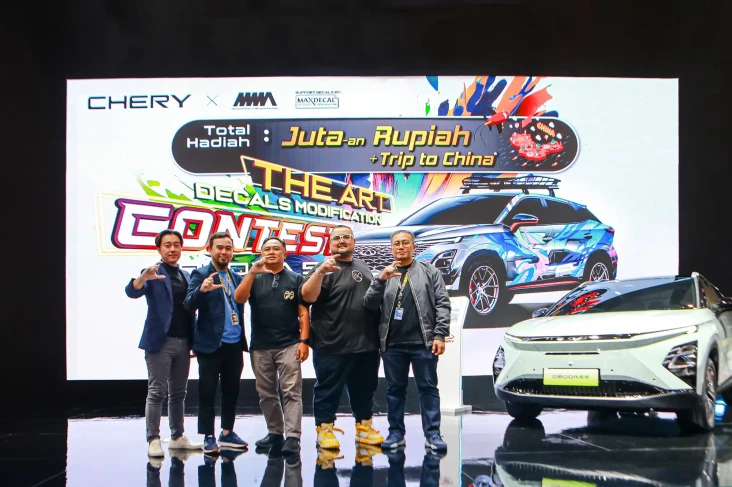 Chery Tantang Desainer...