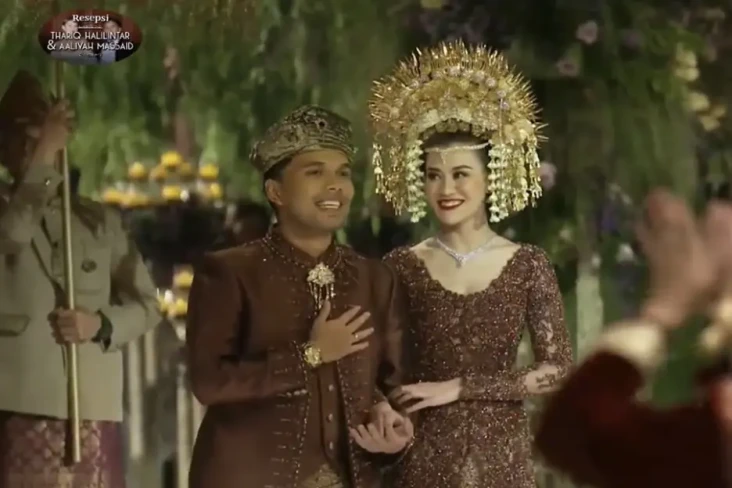 3 Potret Resepsi Pernikahan...