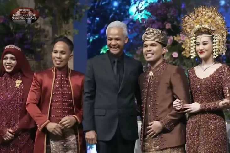 Ganjar Pranowo Tampil...