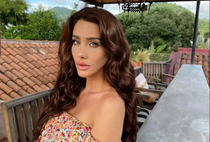 Siapa Stephanie Beaudoin?...