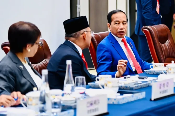 Jokowi Kembali Ngantor...