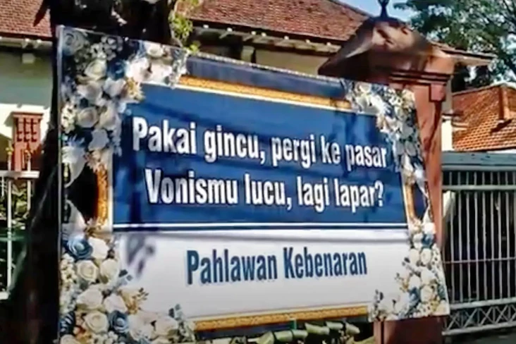Karangan Bunga Sindiran...