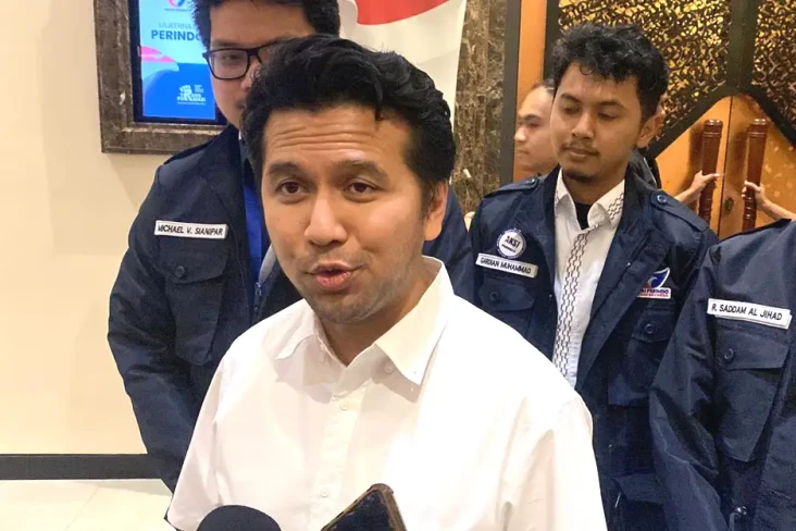 Beri Selamat ke Aleg...